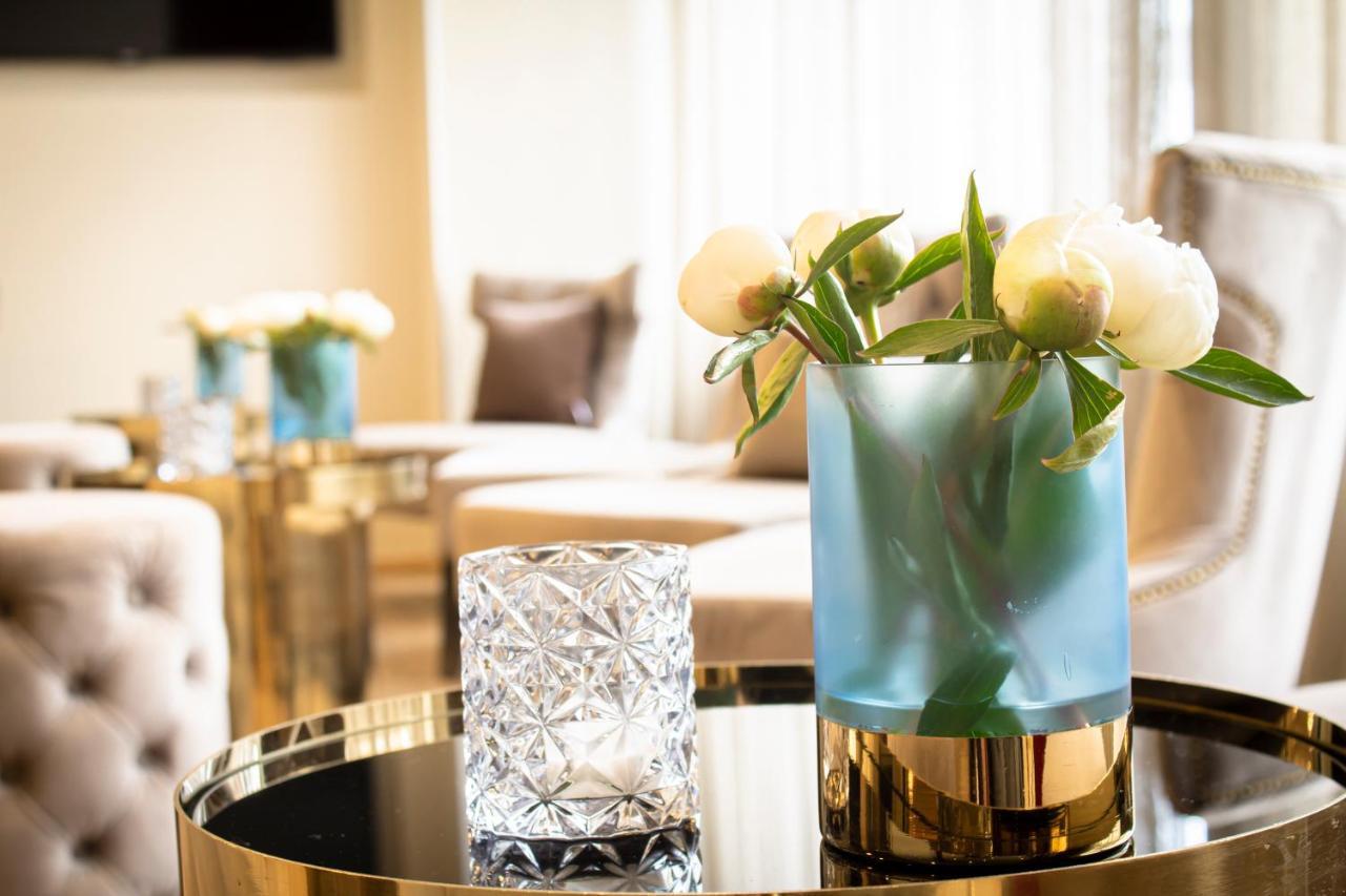 Arkade Hotel Am Theater Χαϊλμπρόν Εξωτερικό φωτογραφία