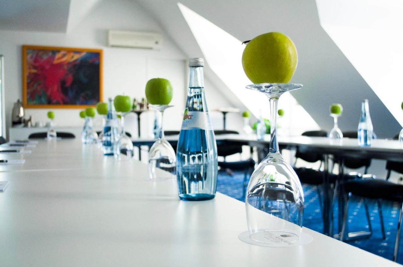Arkade Hotel Am Theater Χαϊλμπρόν Εξωτερικό φωτογραφία